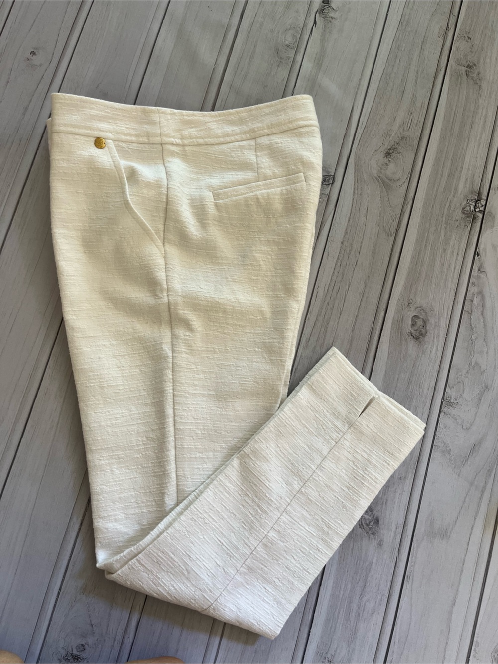 Trina Turk ivory textured flat front sophisticated cropped/ankle trouser pant.4